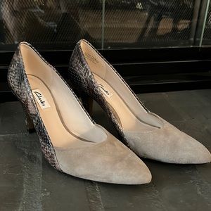 Women’s Clarks pumps high heels size 7 1/2